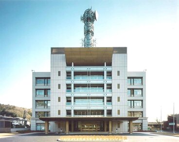 鳥取県警察本部庁舎