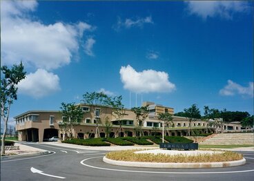 鳥取環境大学 本部棟