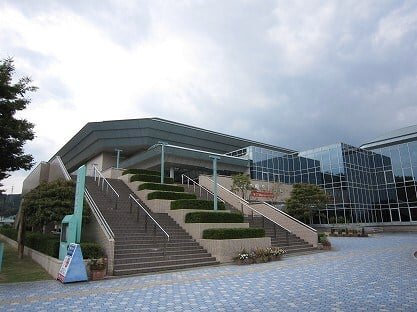 鳥取県民体育館｜鳥取県鳥取市の懸樋工務店